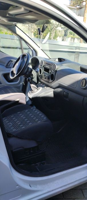 Peugeot partner  2 lugares 2013