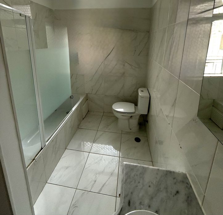 Quarto mobiliado para arrendar no centro de Lisboa