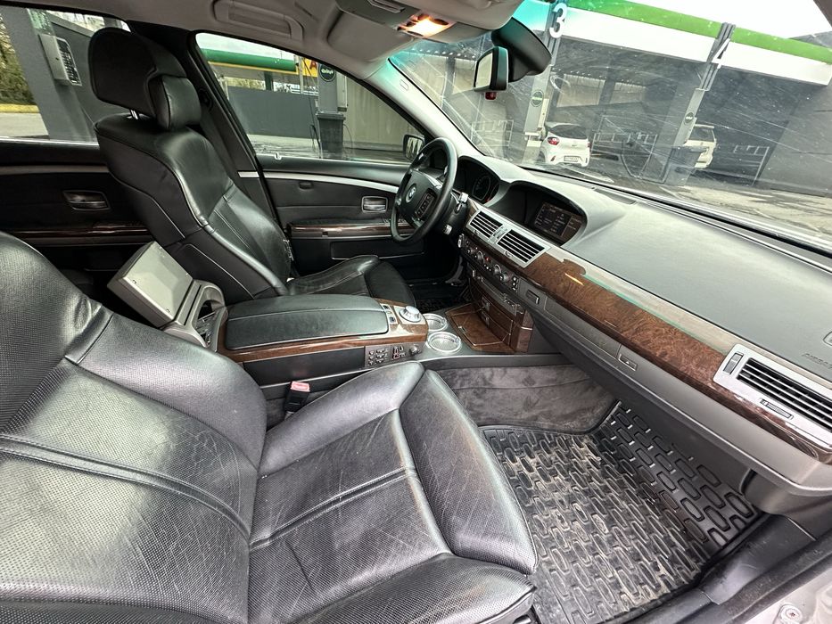 BMW 7 Series E66