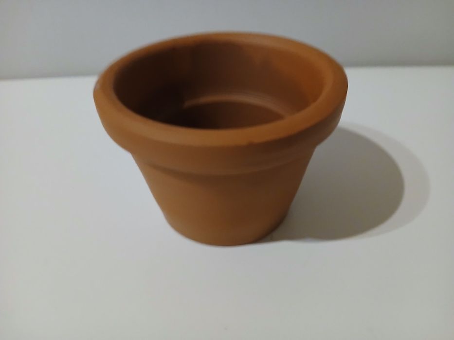 Mini vaso de barro