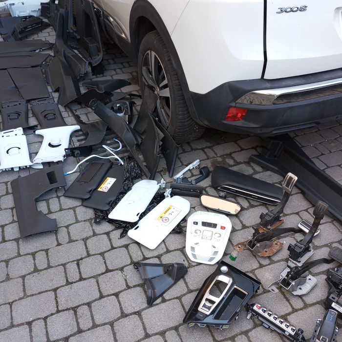Peugeot 3008 II ,5008 II plastiki wnętrza
