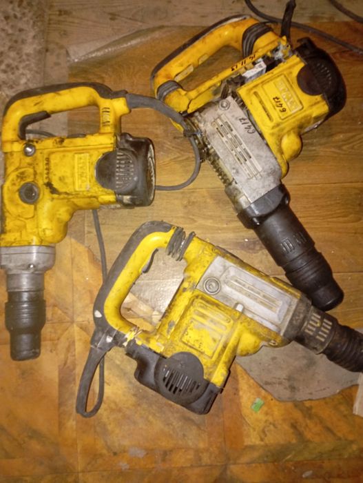 Продам DeWalt 25601. DeWalt 25700