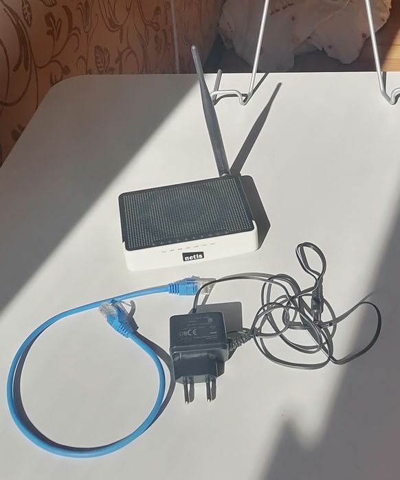 Роутер Netis WF2411R