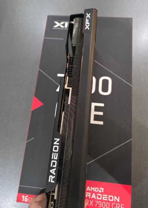 XFX Radeon RX 7900 GRE 16GB - RTX 4070 Super / RTX 5070