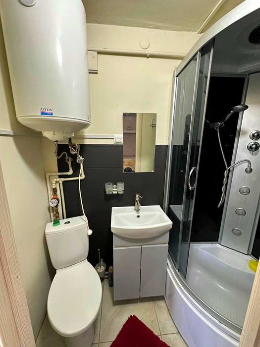 Продається будинок у центральній частині міста