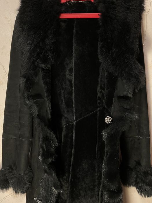 Жіноча зимова дублянка, з каптуром, чорна (нова)