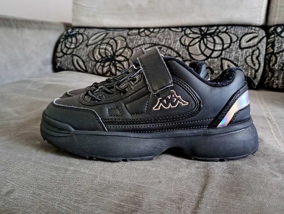 Adidasy dla dziewczynki 35