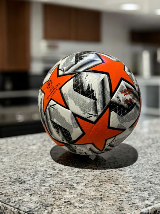 М'яч футбольний UCL Ліга Чемпіонів Новий розмір 4