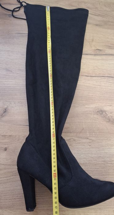 Продам ботфорти 43р