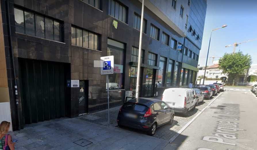 Lugar de Garagem El Corte Inglês   Gaia