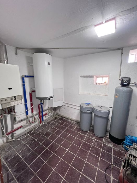 Продам будинок, Район (1 АВ ), без комісії для покупця!!!