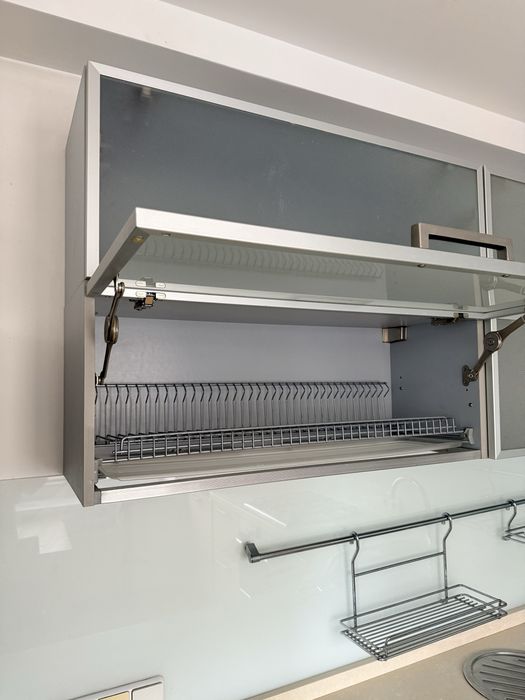 Кухонні шафи металеві. Кухонний гарнітур