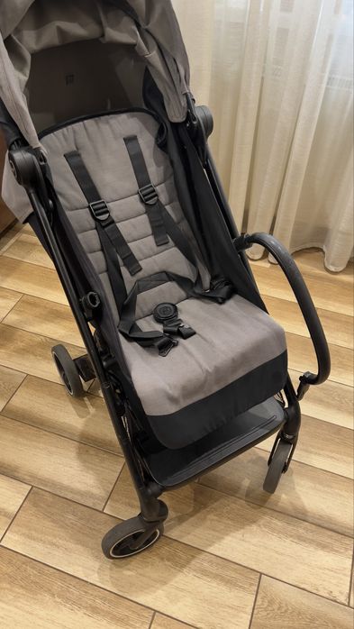 Каляска Cybex прогулянкова + дощовик+ чехол теплий