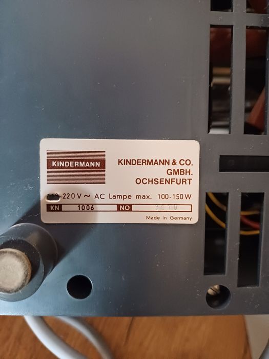 Projektor Kindermann+okienka