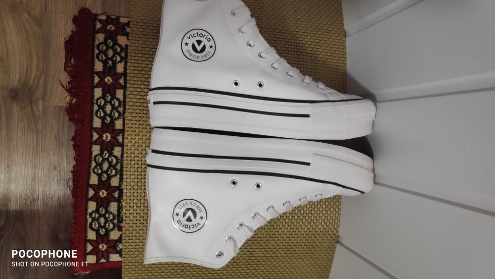 Кросівки  Paul gren і кеди.(нат.шкіра).