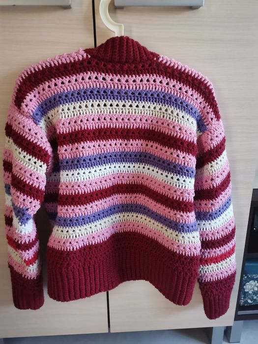 Nowy kardigan, sweter