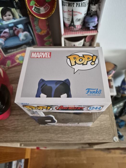Funko Pop Marvel  Avengers Beyond  - Black Panther With Pin  1244