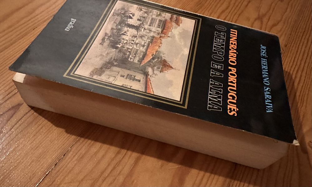 Livro o itinerario portugues de Jose Hermano Saraiva