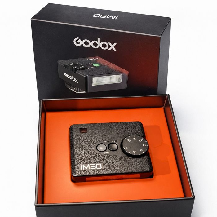 Godox iM30 – легкий спалах для Canon, Nikon, Sony