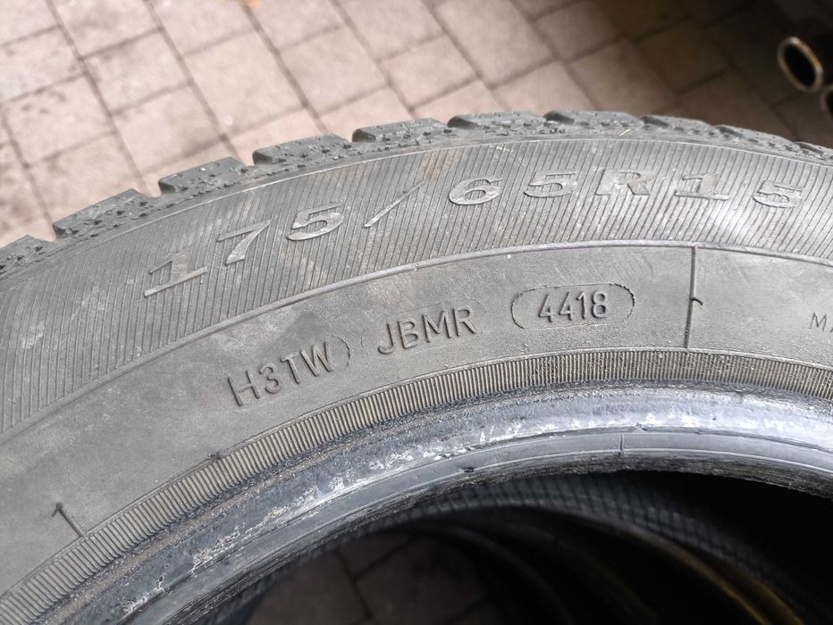 Opony Zimowe 175/65R15 Dębica Frigo 2