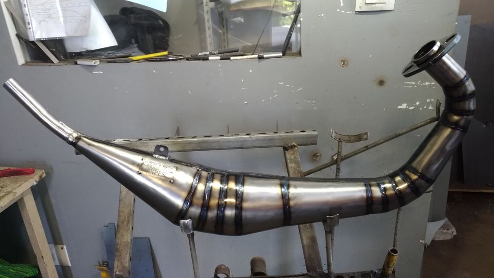 Escape artesanal DT 70cc