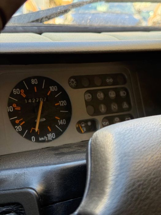 Renault 5.  Laureat  44cv