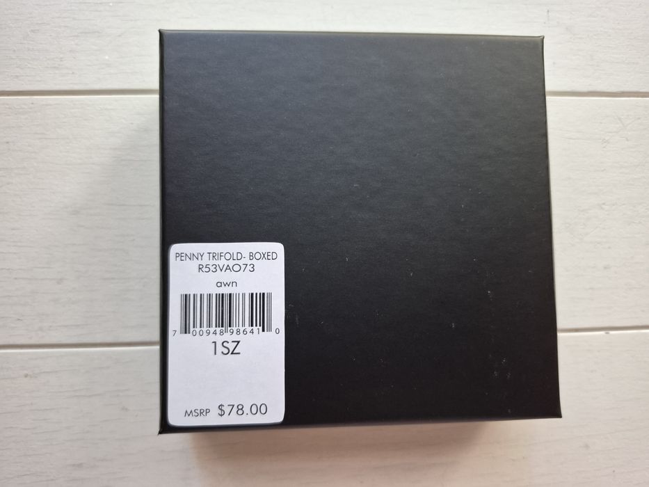 Portfel Damski DKNY Pudełeczko