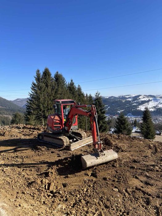 Послуги спецтехніки/екскаватор/буріння/бур/бетонозмішувач/Верховина