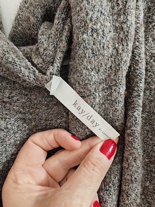 Długi ciepły sweter kardigan KappAhl