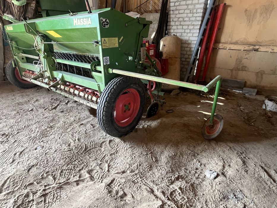 Siewnik hassia DK300