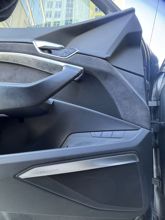 Продам E-TRON PRESTIGE,максимальна,жирна  комплектація.