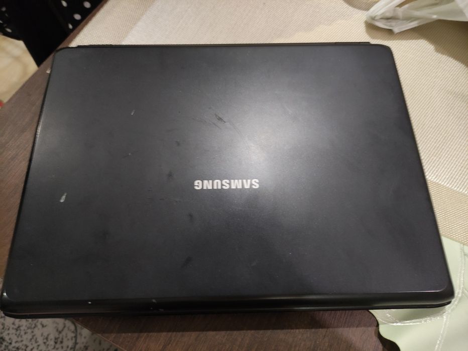 Laptop Samsung R509