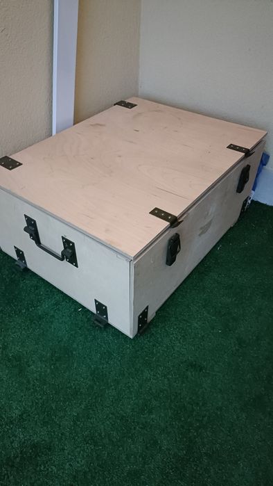 Wojskowa skrzynia ze sklejki