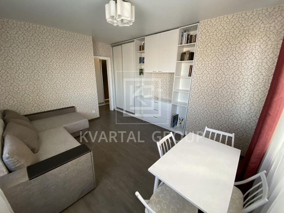 Однокімнатна квартира у Ворзелі, з ремонтом! Заїжджай і живи!