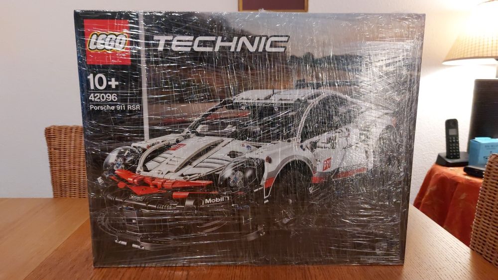 LEGO® Technic Porsche 911 RSR (42096)