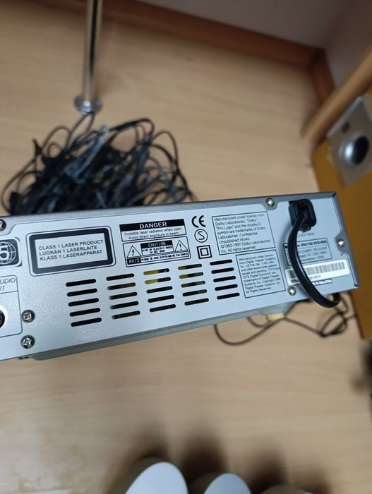 Домашний кинотеатр JBL  DSC100 DVD-RDS
