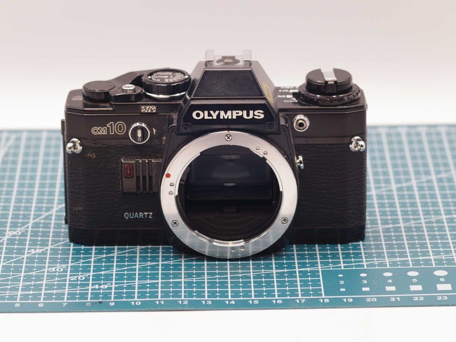 Câmara Analógica Olympus OM10 + Zoom Kiron 28-210