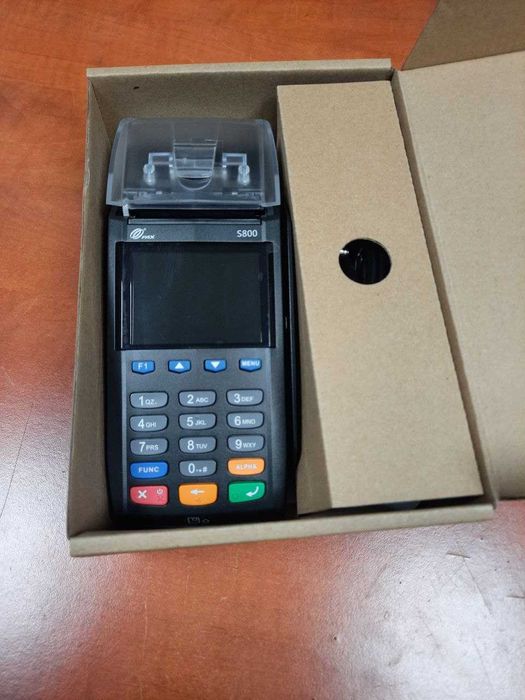 Терминал Pax S800