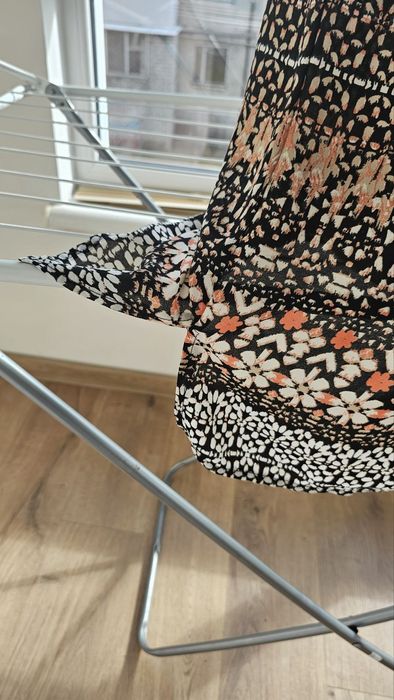 Блузи            .