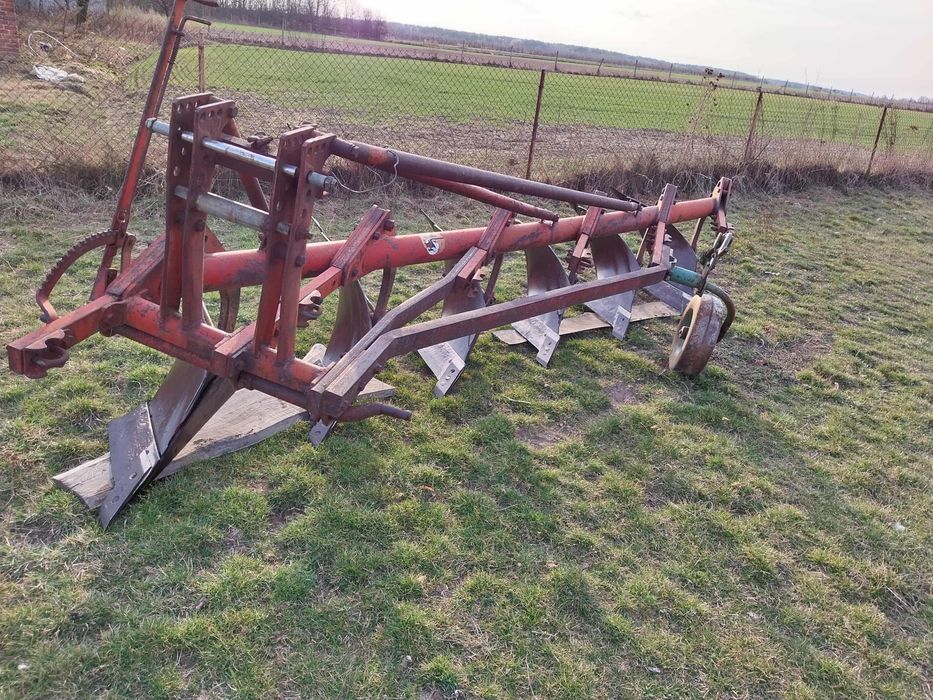 Pług 6 skibowy Kverneland