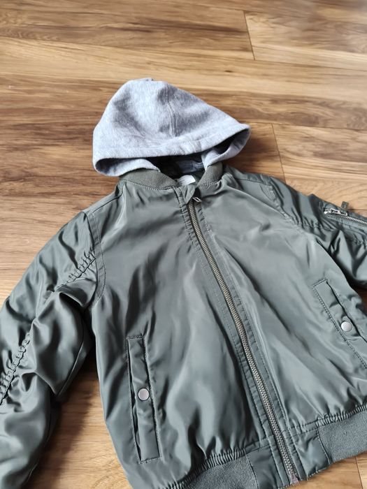 Kurtka przejściowa bomberka H&M rozm. 110/116