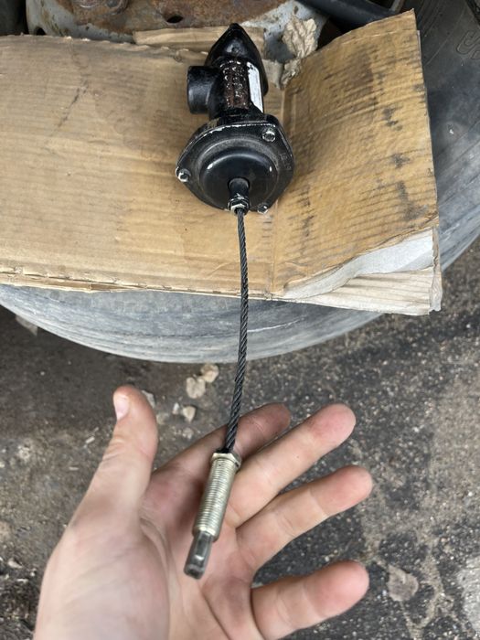 Клапан подьема платформы