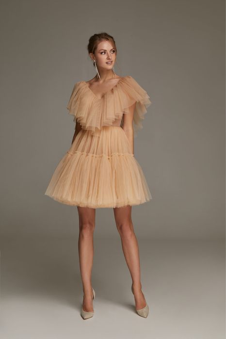 Карамельна сукня бренду Nevista