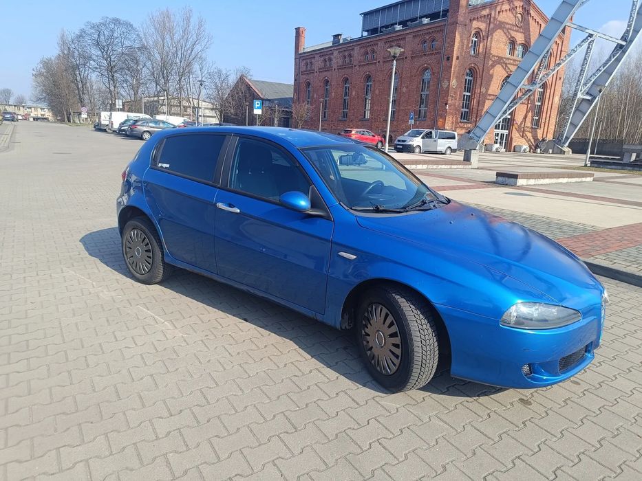 Alfa Romeo 147 Alfa Romet 147 1,6 benzyna