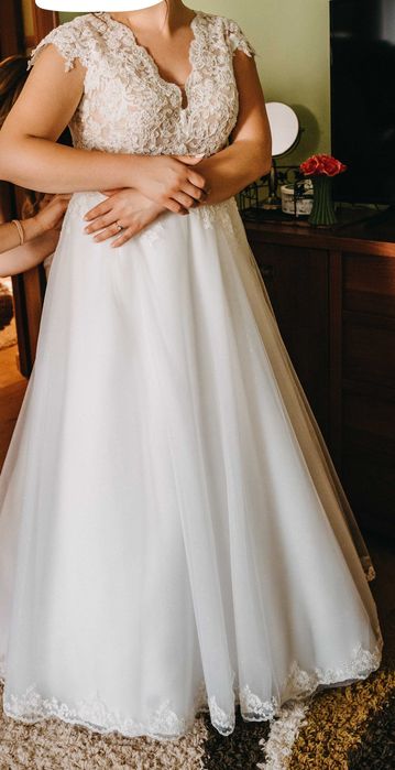 Suknia ślubna 42  Ivory