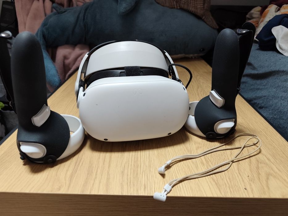 Quest 2 256gb i akcesoria