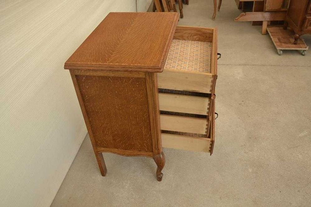 komoda ludwikowska z szufladami szafka 66 cm.
