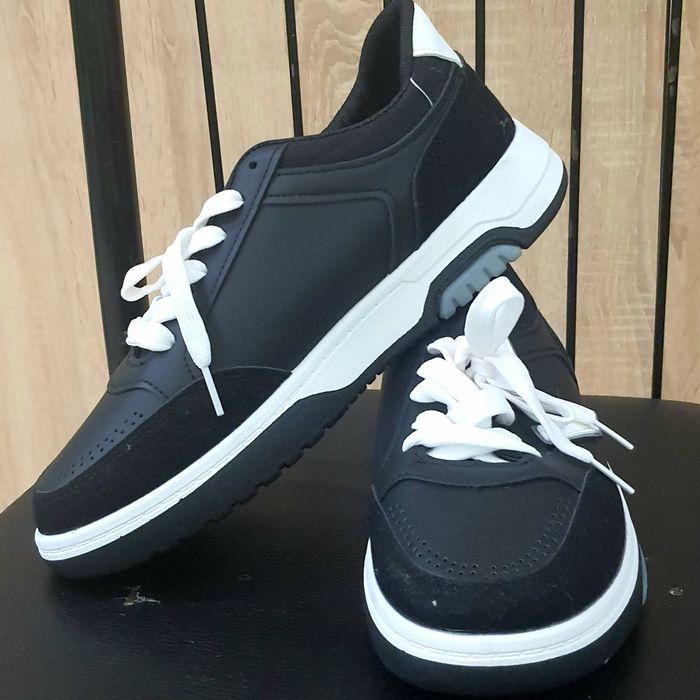 Кеды No Brand. Чёрные. 39 размер.