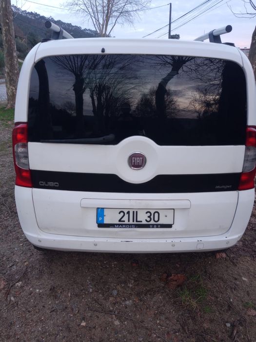 Veiculo fiat Qubo