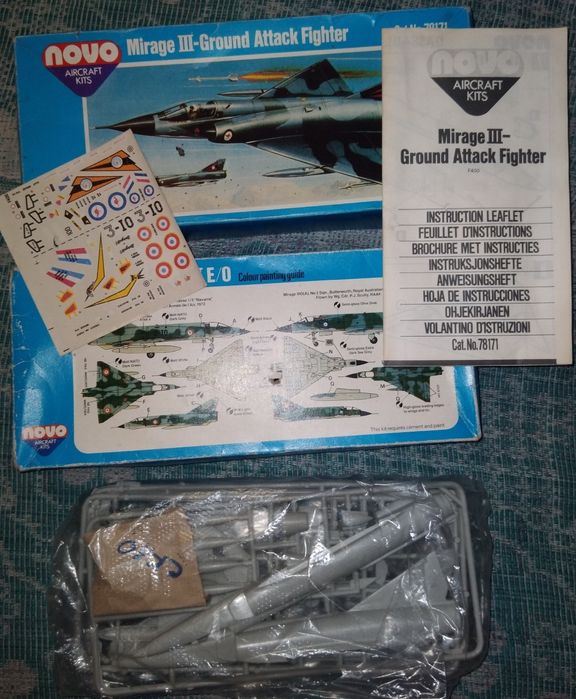 Збірна модель NOVO моделізм сборная модель самолет